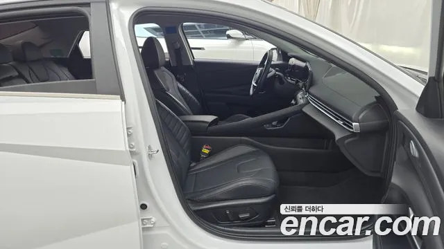 Hyundai Avante CN7 — Фото автомобиля 26