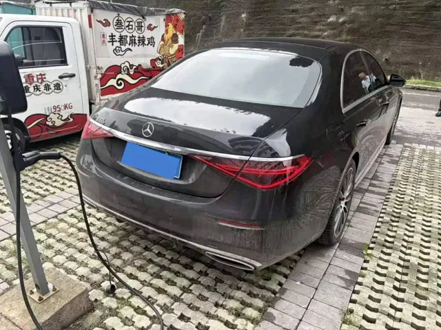 Mercedes-Benz S-Class — Фото автомобиля 3