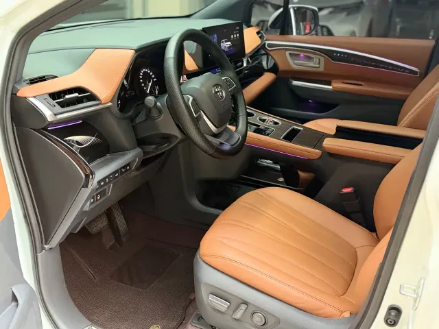 Toyota Granvia — Фото автомобиля 4