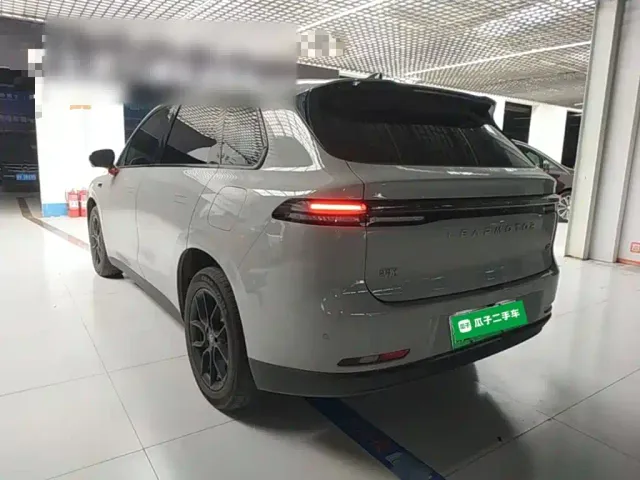 Leapmotor C10 — Фото автомобиля 4