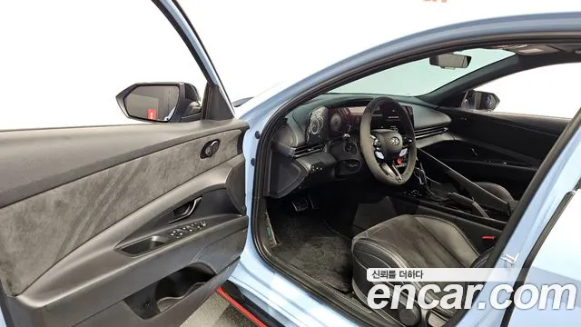 Hyundai AVANTE — Фото автомобиля 10