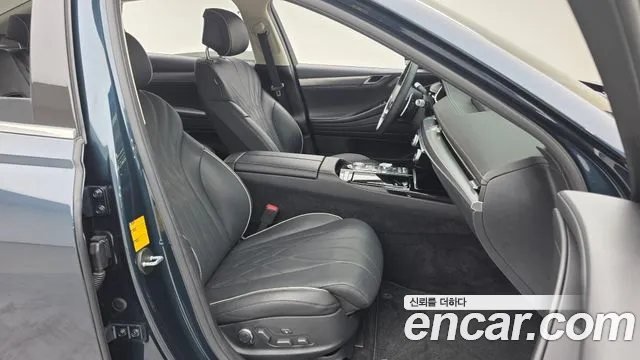 Genesis G80 RG3 — Фото автомобиля 11