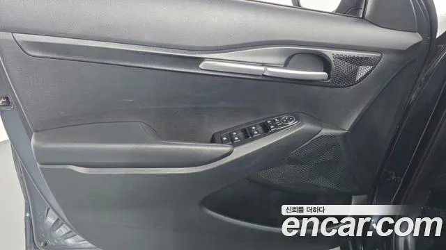 Kia Seltos — Фото автомобиля 13
