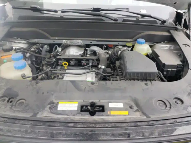 Dongfeng eπ 008 — Фото автомобиля 10