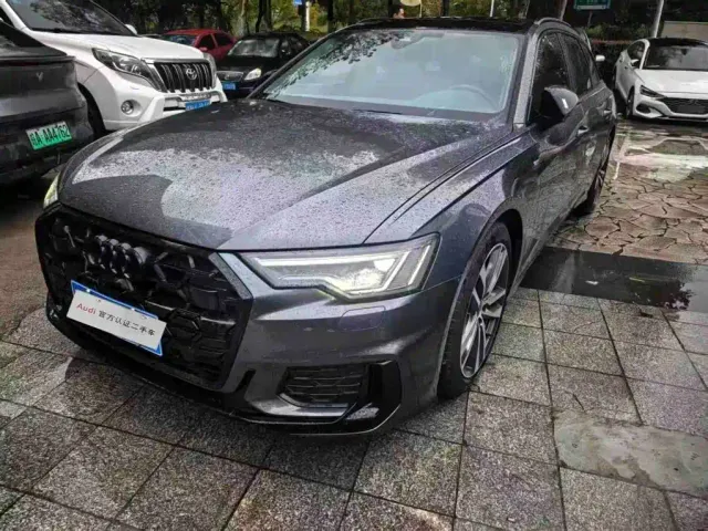 Фотография автомобиля — Audi A6