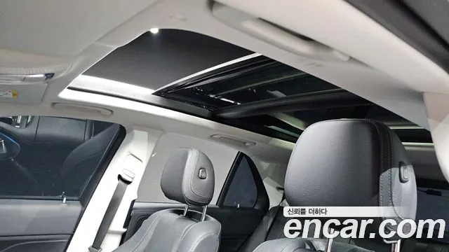 Mercedes-Benz GLE-Class — Фото автомобиля 18