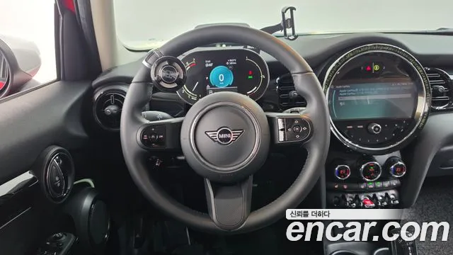 Mini Cooper Cooper 5 дверей Classic — Фото автомобиля 13
