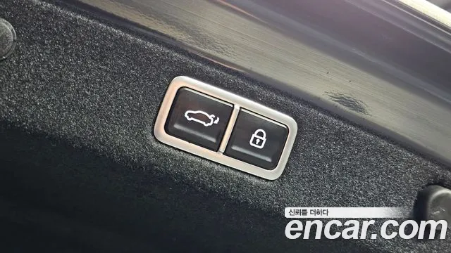 Hyundai Grandeur GN7 — Фото автомобиля 30