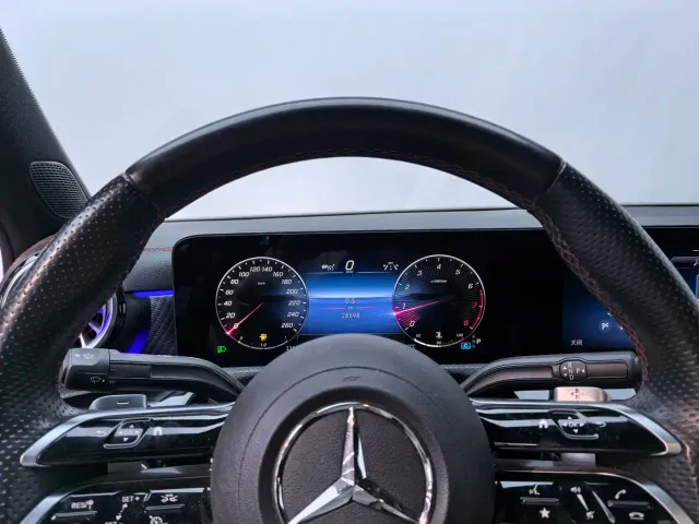 Mercedes-Benz A-Class — Фото автомобиля 9
