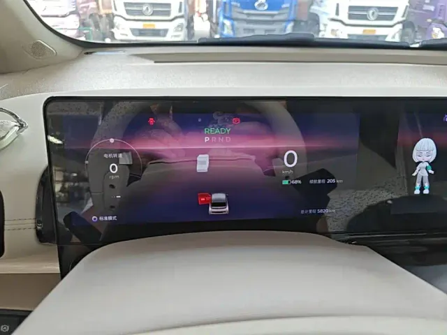 Baojun KiWi EV — Фото автомобиля 11