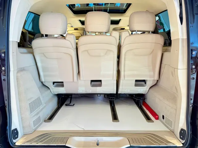 Mercedes-Benz V-Class — Фото автомобиля 9