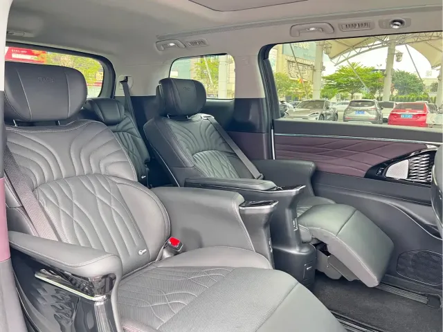 GAC Trumpchi M8 — Фото автомобиля 18