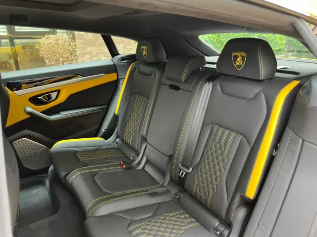 Lamborghini Urus — Фото автомобиля 8