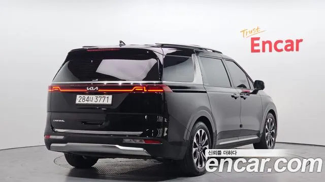 Kia Canival Carnival 4 поколение Дизель 9 мест Signature — Фото автомобиля 2