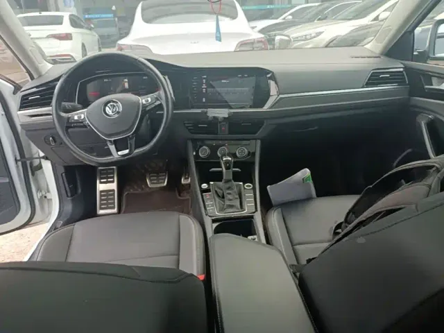 Volkswagen Sagitar — Фото автомобиля 9