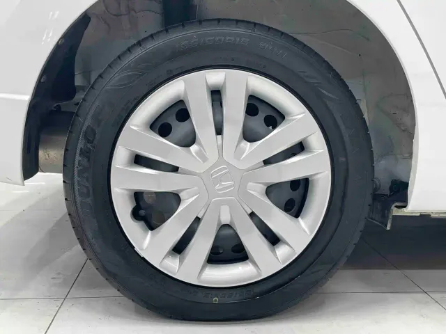 Honda Fit — Фото автомобиля 15
