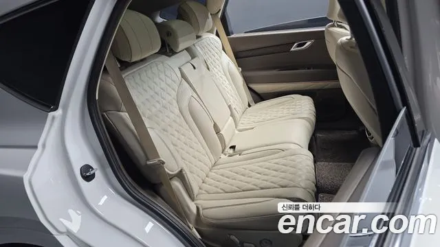 Genesis GV80 — Фото автомобиля 17