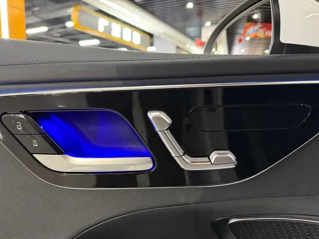 Mercedes-Benz C-Class — Фото автомобиля 15