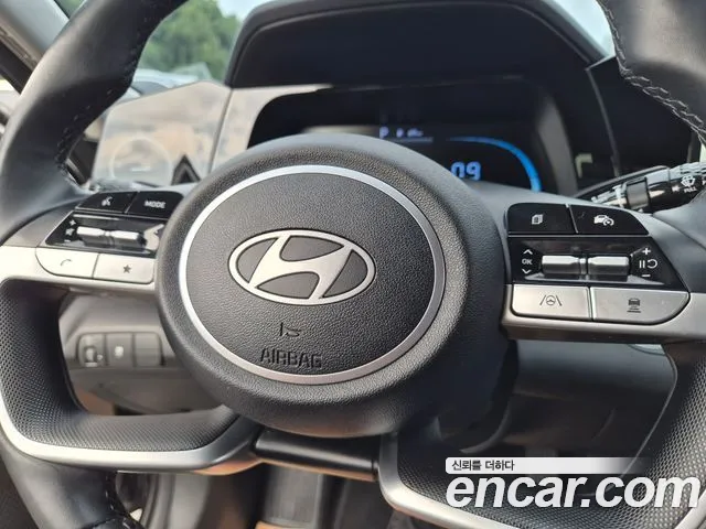 Hyundai Avante CN7 — Фото автомобиля 16
