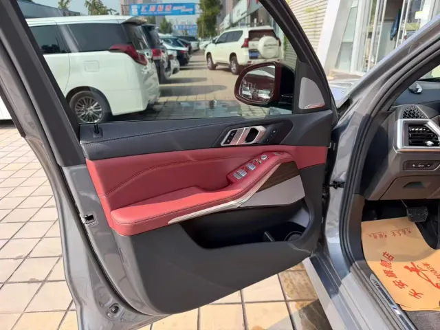 BMW X5 — Фото автомобиля 6