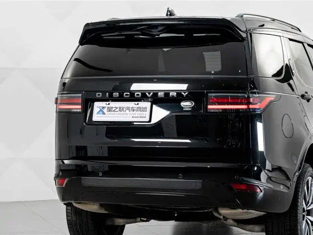 Land Rover Discovery 2023 360PS R-Dynamic SE — Фото автомобиля 7