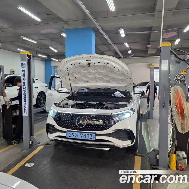 Mercedes-Benz EQB X243 — Фото автомобиля 19