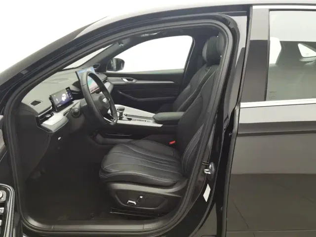 Geely Xingrui — Фото автомобиля 10