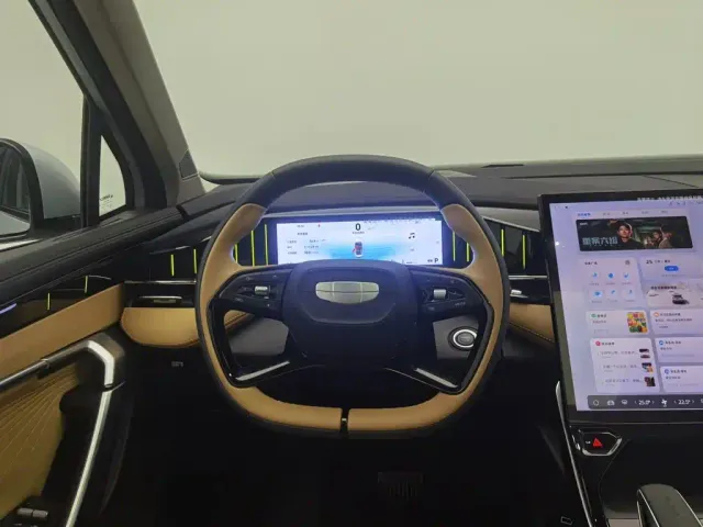 Geely Boyue L — Фото автомобиля 11