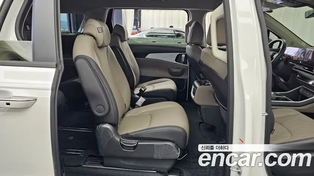Kia Carnival 4th Gen — Фото автомобиля 17