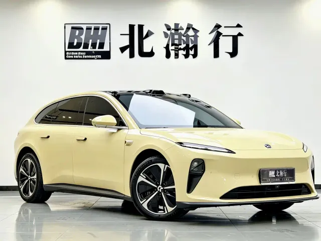 Nio ET5 Touring — Фото автомобиля 3