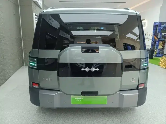BYD FangChengBao Titanium 7 — Фото автомобиля 5