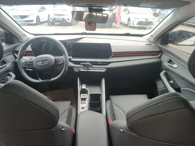 Geely Binrui — Фото автомобиля 9