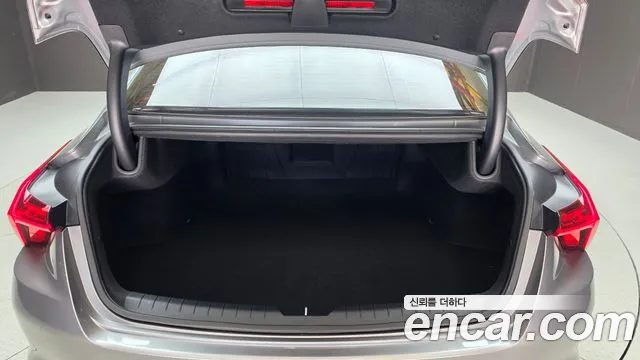 Kia K8 Hybrid — Фото автомобиля 25