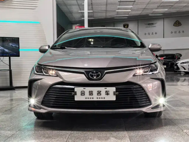 Toyota Corolla — Фото автомобиля 2
