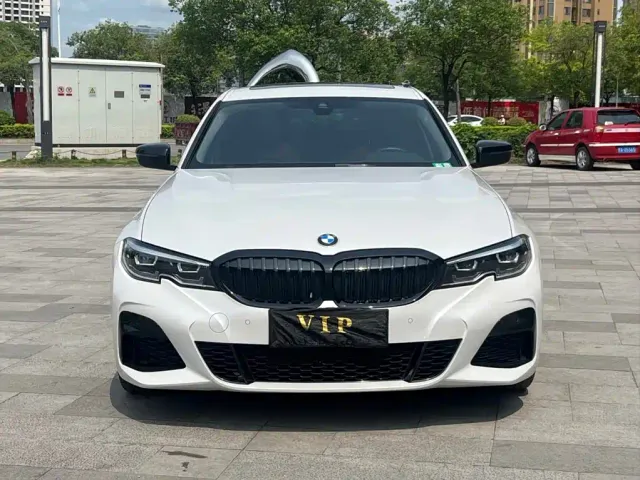 BMW 3 Series — Фото автомобиля 2