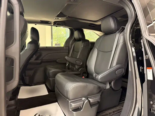 Toyota Granvia — Фото автомобиля 7