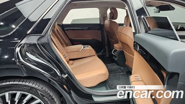 Hyundai Grandeur GN7 — Фото автомобиля 17