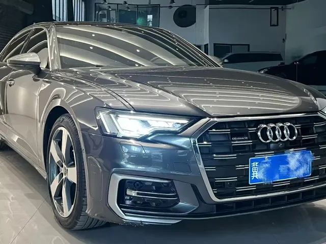 Audi A6L — Фото автомобиля 3