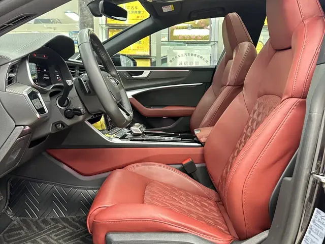 Audi A7L — Фото автомобиля 7