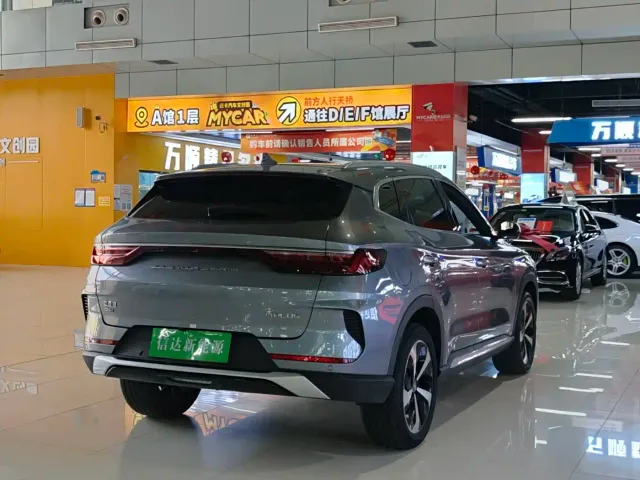 BYD Song PLUS — Фото автомобиля 2