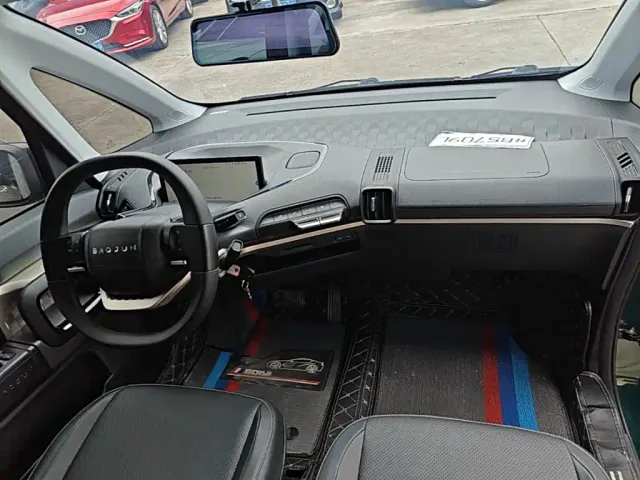 Baojun KiWi EV — Фото автомобиля 9