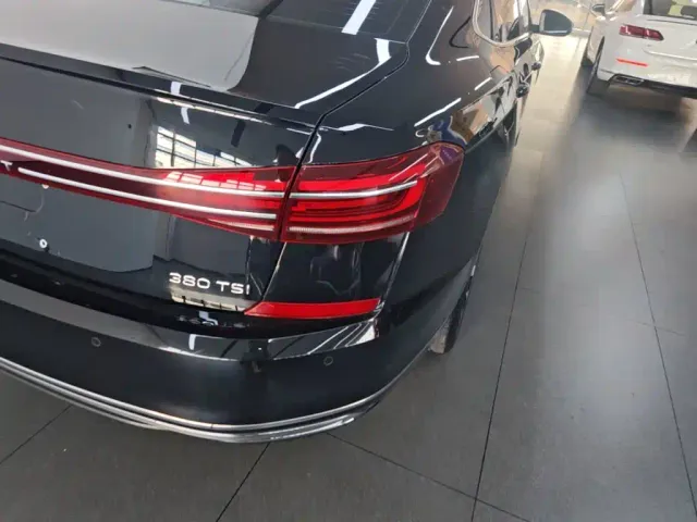 Volkswagen Passat — Фото автомобиля 7