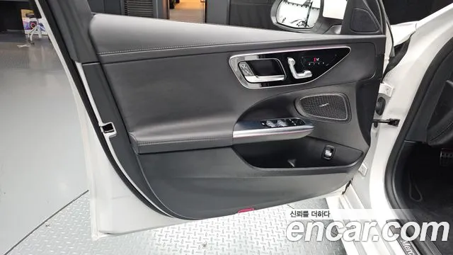 Mercedes-Benz C-Class W206 — Фото автомобиля 24