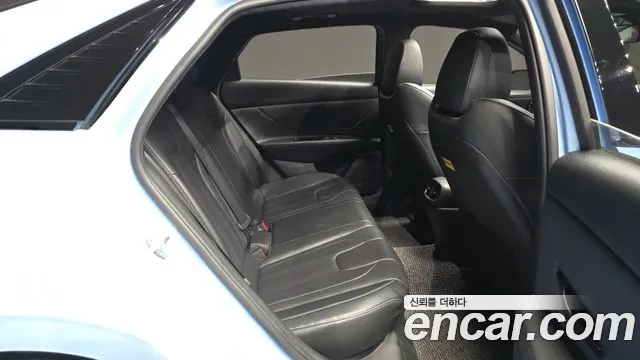 Hyundai Avante CN7 — Фото автомобиля 18