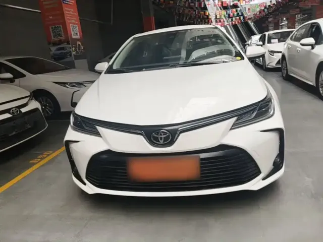 Toyota Corolla — Фото автомобиля 2