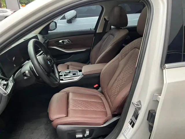 BMW 3 Series — Фото автомобиля 7