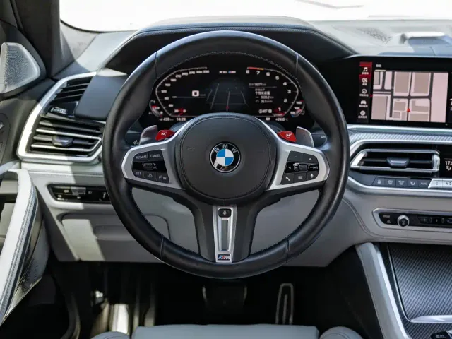 BMW X6 M — Фото автомобиля 11
