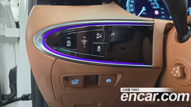 Genesis GV70 — Фото автомобиля 26