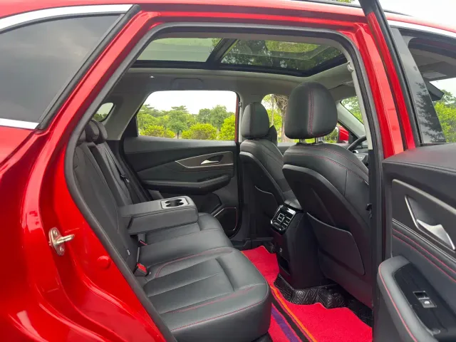Forthing T5 Evo — Фото автомобиля 16