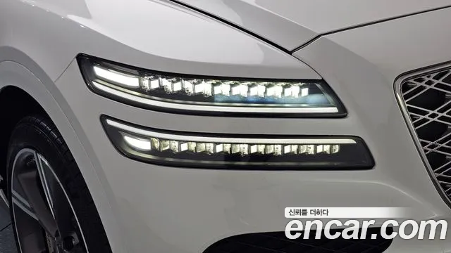 Genesis GV80 — Фото автомобиля 7
